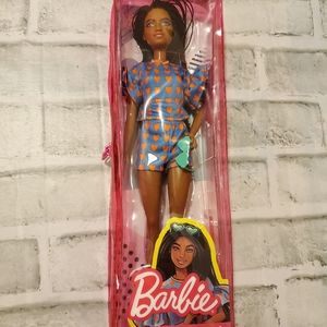 Barbie Fashionistas Doll # 172 , Heart Print Matching Top & Shorts Twisted Hair